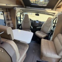 Adria Coral S 670SC Queensbed Luifel Luchtvering Vlakke Vloer Foto #16