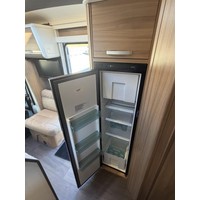 Adria Coral S 670SC Queensbed Luifel Luchtvering Vlakke Vloer Foto #23