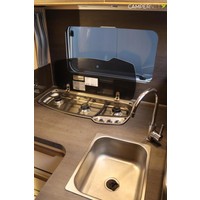 Knaus Sky Ti 700 MEG 140pk 2.3 Multijet | Levelsysteem | Dakairco | Lengtebedden | Luifel | Zonnepaneel | Gescheiden douche | Bearlock | Eton geluidsinstallatie | Head up display | LED TV | Pioneer multimediasysteem | Foto #47