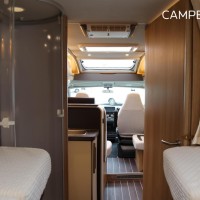 Knaus Sky Ti 700 MEG 140pk 2.3 Multijet | Levelsysteem | Dakairco | Lengtebedden | Luifel | Zonnepaneel | Gescheiden douche | Bearlock | Eton geluidsinstallatie | Head up display | LED TV | Pioneer multimediasysteem | Foto #3