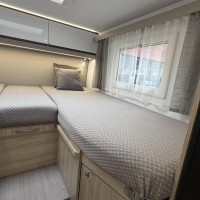 Adria Compact DL Supreme Automaat 180PK Enkele Bedden Zonnepaneel Foto #2