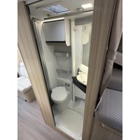 Adria Compact DL Supreme Automaat 180PK Enkele Bedden Zonnepaneel Foto #5