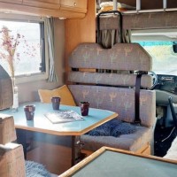 VW Karmann Missouri camper, 6 persoons en volledig off-grid Foto #12