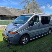 Buscamper Renault Trafic model Adria 3-way Foto #2