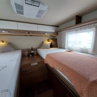 Carado T337  met airco, navi en solar! Foto #18