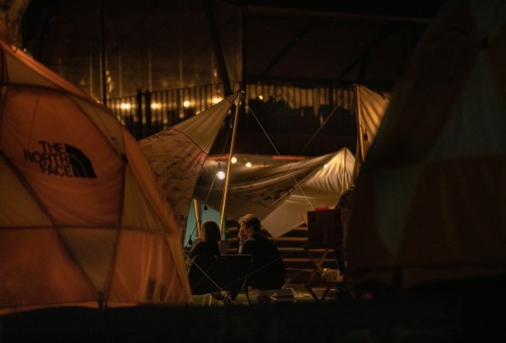 Te gekke alternatieven op kamperen in een camper