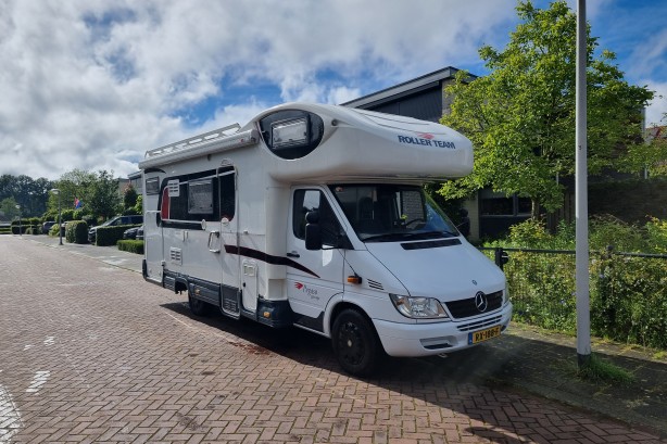 Te koop; Mercedes, Trigano Pegaso Garage Camper uit 2003