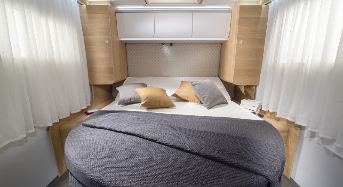 Tweedehands camper met Queensbed