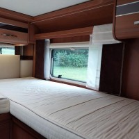 LMC Breezer V 640 luxe met enkele bedden! Foto #21