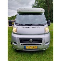 LMC Breezer V 640 luxe met enkele bedden! Foto #22