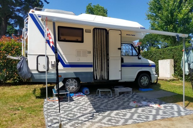 Peugeot campers J5 280 G52 KAMPEERAUTO uit 1990