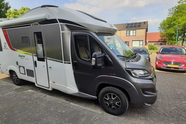 Burstner campers BT7342 uit 2019