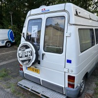 Renault campers TRAFIC KAMPEERAUTO uit 1986 Foto #2