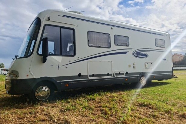 Niesmann+Bischoff campers Flair 8000IL uit 2004