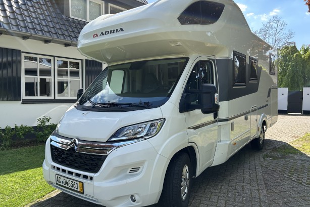 Adria CORAL XL AXESS 670 SL uit 2020