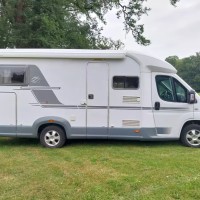 Knaus Van TI 600 ME met enkele bedden! Foto #14