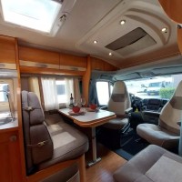 Adria Coral 690 SP met solair en oven ! Foto #8