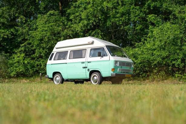 Volkswagen campers CARAVELLE DIESEL 42KW KAMPEERAUTO uit 1988