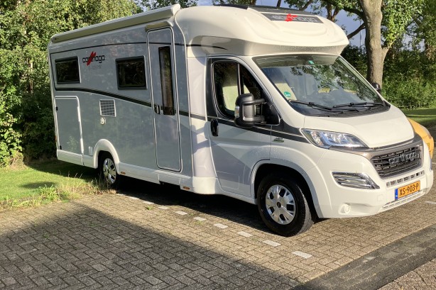 Carthago campers C-TOURER T 143 uit 2015