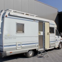 Pilote campers Pacific 6900 uit 1997 Foto #4