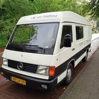 Mercedes campers MB 100 D uit 1994 Foto #2