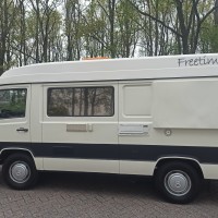 Mercedes campers MB 100 D uit 1994 Foto #4