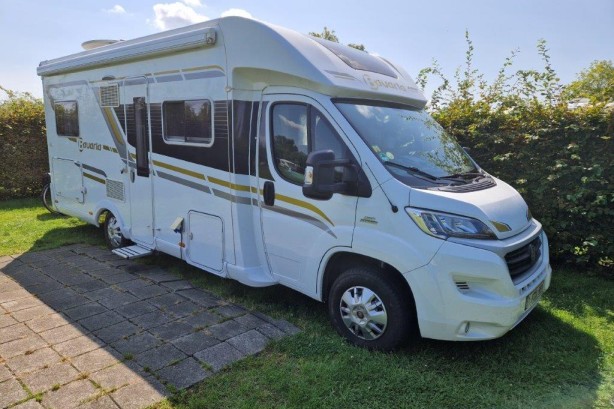 Bavaria  campers T 716 P style uit 2016