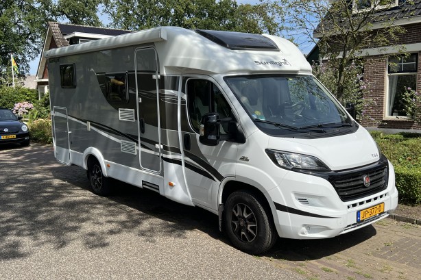 Sunlight campers T 66 uit 2016