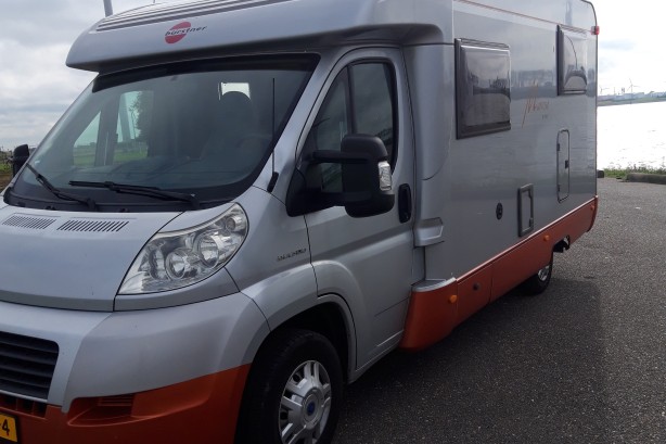 Burstner campers T590 uit 2007