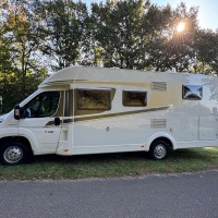 Capron campers T 448 uit 2015 Foto #8