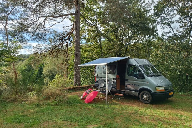 Renault campers MASTER uit 2000