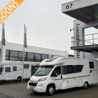 Adria Matrix 670 SC uit 2018 Foto #4