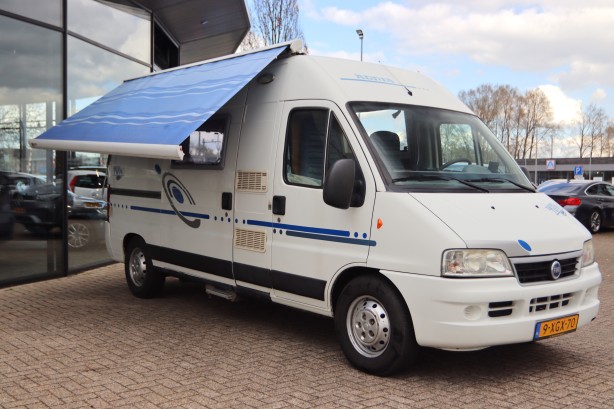 Adria 2Twin uit 2005