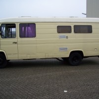 Mercedes campers L 613 Breitmaul uit 1979 Foto #4